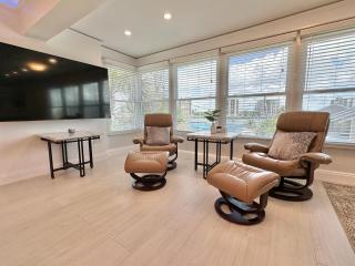 Penthouse Shores 309 - 4