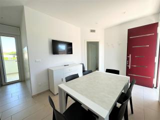 Great and bright flat with pool - 7