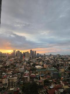 Hygge-ParkWest BGC near Grand Hyatt & Mitsukoshi - 5