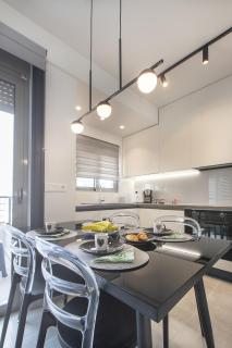 Black & White 2BR Apt steps from Mavili Square - 1