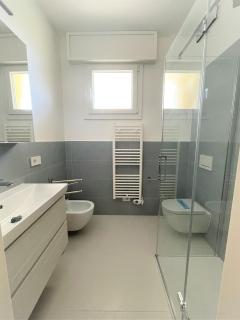 Apartment in a prime seafront location - 5