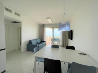 Apartment in a prime seafront location - 2