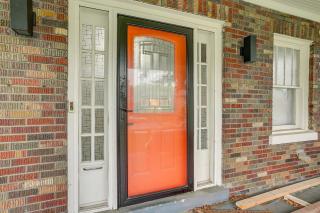 Stay Near the Derby and Downtown! Louisville Apt - 9