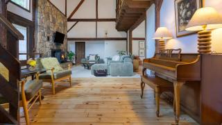 Historic Barn Retreat w Pool Pond Views Longview Pond Lodge by AvantStay - 7