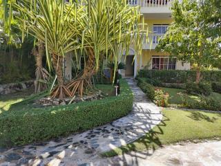 Residencial Las Palmeras f-2 - 2