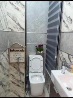 Luxe Haven Apartment Stylish 3BR with PS5, Pool & Wi-Fi - 5