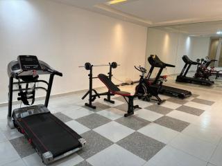 Luxe Haven Apartment Stylish 3BR with PS5, Pool & Wi-Fi - 1