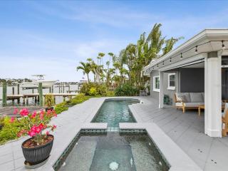 Mookies Beach House - 0