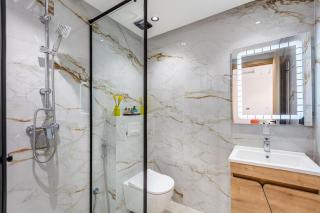 Ultra modern 1BR in Hivernage - 7
