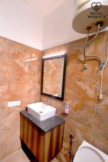 The Wedlock Business Hotel - 3