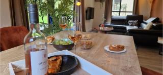 Lakefront Cottage Gelderland BBQ & tuin 6pers - 0