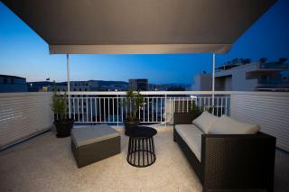 Piraeus Harbor Hideaway - 4