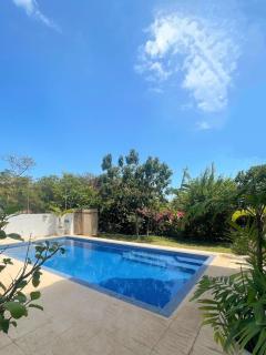 Appartement chaleureux avec jardin et piscine - 7