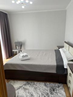 Просторная 2 комнатная и ливинг - 2