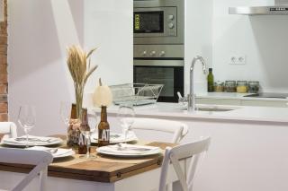 Bright Industrial Loft Barcelona Center - 8