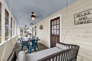 The Country Haus: Quaint home 1 mile from Downtown - 8