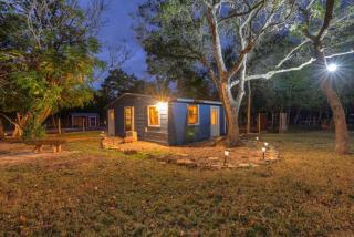 Terracotta Retreat/ Sleeps 30! - 7