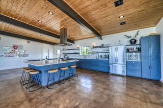 A Thousand Stars: Pool+Hot Tub, Views - 3