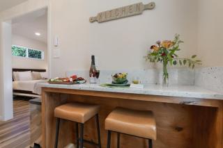 Kleines Hauschen - Cozy hideaway 6 min to Downtown - 3