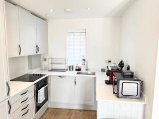 Manchester Home with Free Parking, Close to Media City - 2