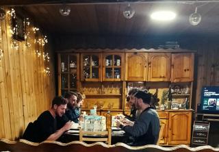 Elos Guesthouse - 8
