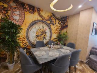 Luxury 3 Bed Apartment Parking & Gym, Near Bahria Town - 1