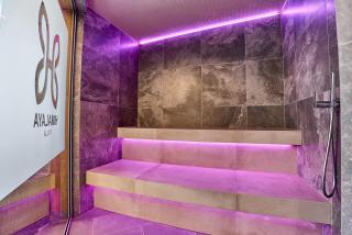 Vila HIMALAYA with FREE parking - 3