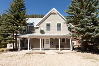 By the River - On The River - WiFi - Cable - Washer - Dryer - Wood Burning Fireplace - Covered Back Deck - 3