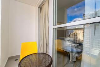 Studio Super Completo Com Sacada no Centro-MAN1005 - 4