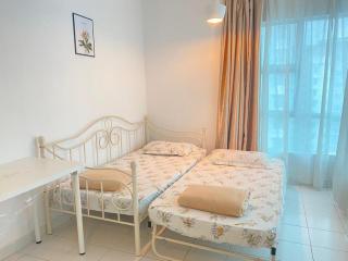 Homestay Putrajaya Near Lake, Dataran Putrajaya, Boulevard Putrajaya, Masjid Putra & Alamanda - 5