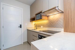 Apartamento Refinado c/ Vaga de Garagem - MUV1313 - 2