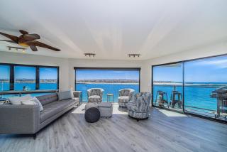 Ocean Vista Penthouse 1 - 0