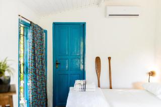 Beautiful Colonial House 100 meters from the Beach - 8