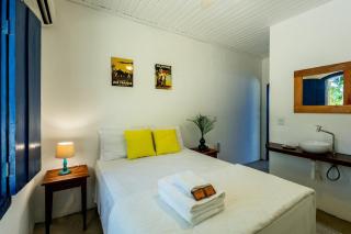 Beautiful Colonial House 100 meters from the Beach - 7