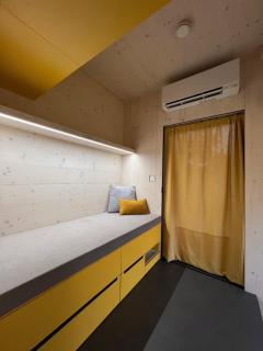Stylish tiny house in an urban oasis - 1