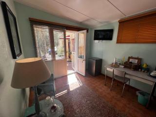 The Rose and Olive - 5