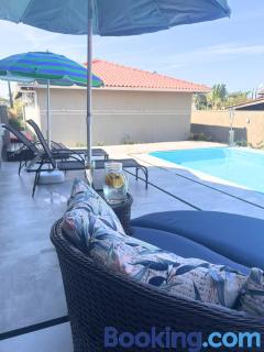 Casa Sol da Manhã - Piscina aquecida com hidromassagem - 300m da praia - 7