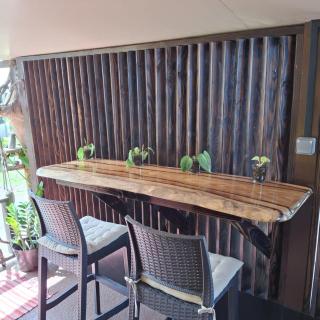 Au bord de l'eau sur Vairao Teahupoo - 4