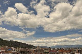 Comodo Apartamento con Terraza Privada - 9