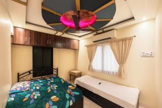 Ac Bed Apartment And breakfast At ovale naka Thane west - 7