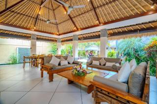 Villa Evelyne, Luxury Villa, Fully Staffed, Central Seminyak - 8