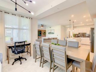 Wonderful 2BR Condo with 2 Clubhouses - 6