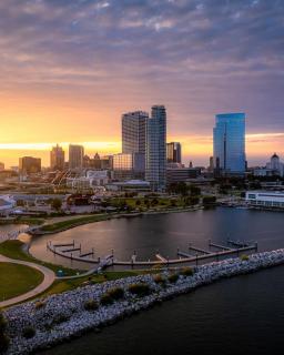 The Milwaukee lakefront experience! - 9