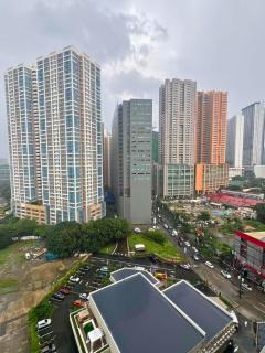 City Comfort Studio at Sunshine 100 - 1