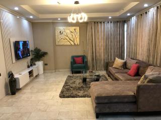 3-Bedroom Master Room Apartment Lekki phrase 1 with pool - 0