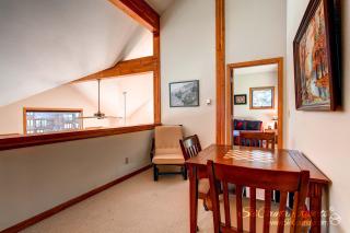 Four OClock Chalet by Ski Country Resorts - 1