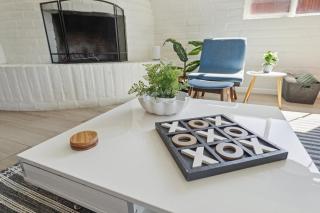 3BR Midtown Modern Adobe w Pool & Catalina Views - 6