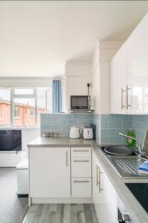 45 New Esplanade Court - 3