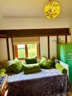 The Swallows Rest, Avebury - 8