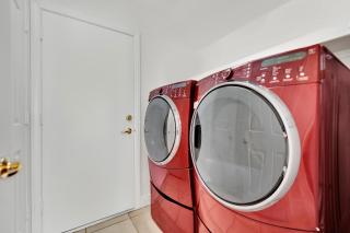 Spacious 6-bedroom house in Las Vegas - 7